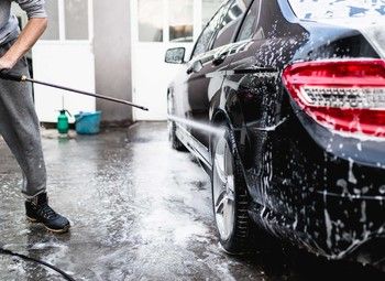Фото Автомойка на 1 бокс с шиномонтажем и хранением шин