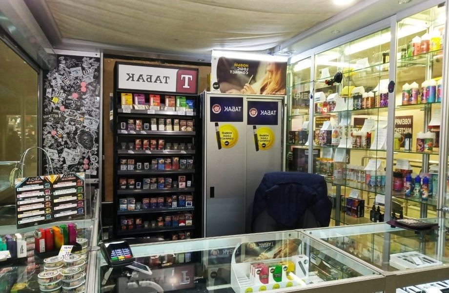 табачный магазин с товарным остатком 
