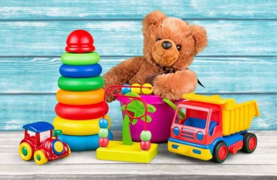 Интернет-магазин детских игрушек / Чистая прибыль 215 000.
