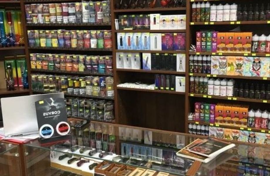 Табачный магазин в хорошей локации