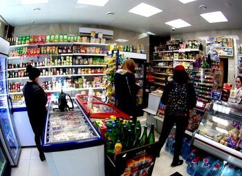 Фото Магазин продуктов / Топовая локация / Первая линия / Яркая вывеска