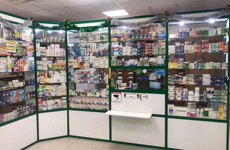 Аптека в торговом центре на юге Москвы