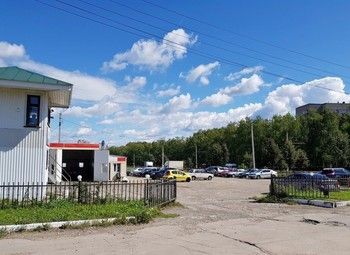 Фото Действующая автостоянка с договорами