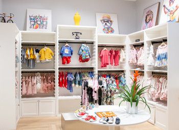 Магазин детской одежды аксессуаров и игрушек