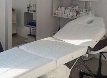 Фото Студия лазерной эпиляции и косметологии в отличной локации