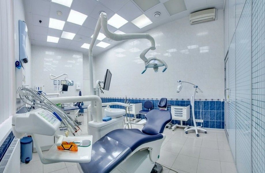 Стоматология новый ремонт / 4 кабинета + рентген 
