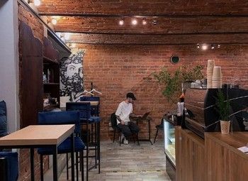 Кофейня в самом центре Питера / Кухня полного цикла