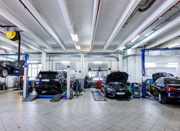 Фото Автосервис на 4 подъемника / Сход развал