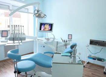 Стоматологическая клиника в ЮЗАО/Первая линия