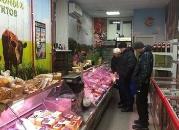 Фото Магазин фермерских продуктов / В прикассовой зоне сетевого ритейлера