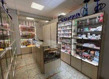 Фото Табачный магазин в историческом районе