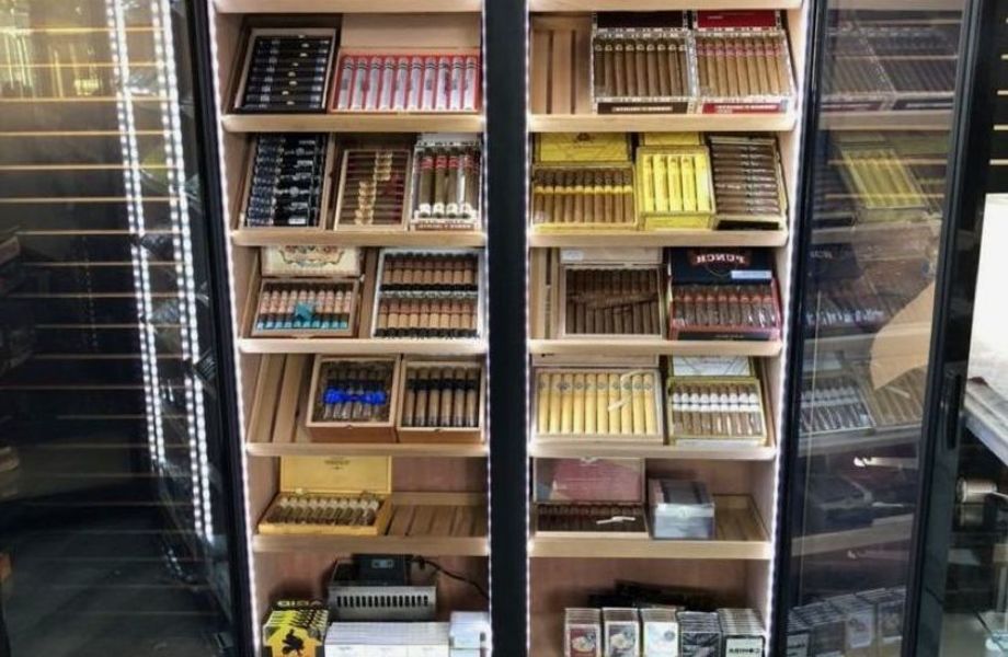 Магазин табачной продукции и электронных сигарет