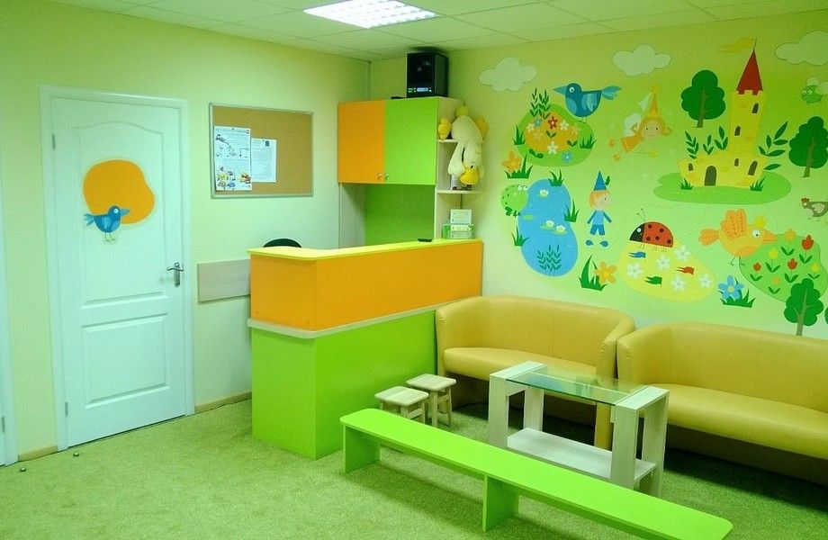 Детский центр в спальном районе