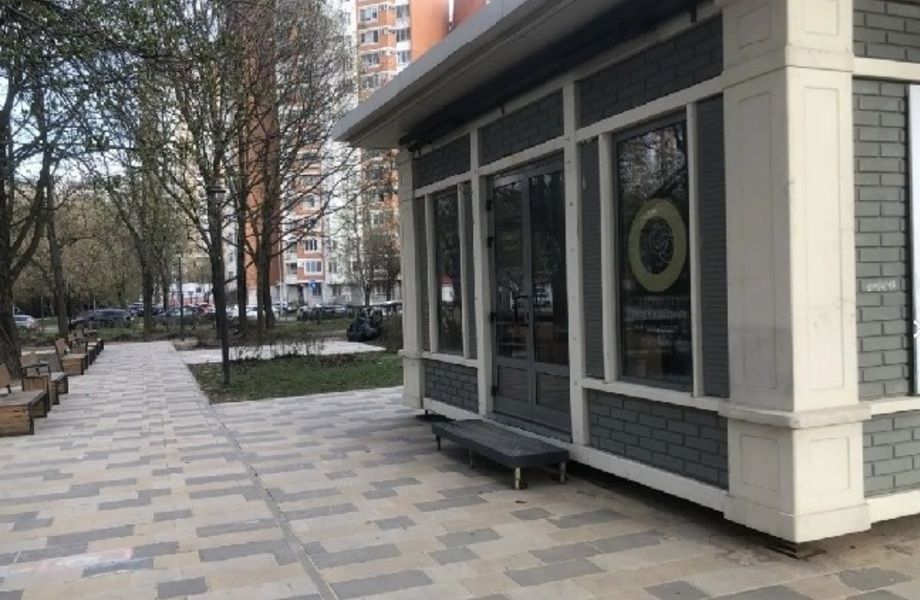 Кофейня в центре городского парка с посадкой без конкурентов