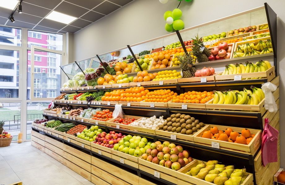 Магазин овощей и фруктов в проходном месте с высокой прибылью