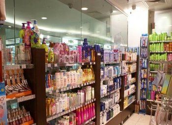 Фото 2 Магазин косметики для волос с большим количеством постоянных клиентов