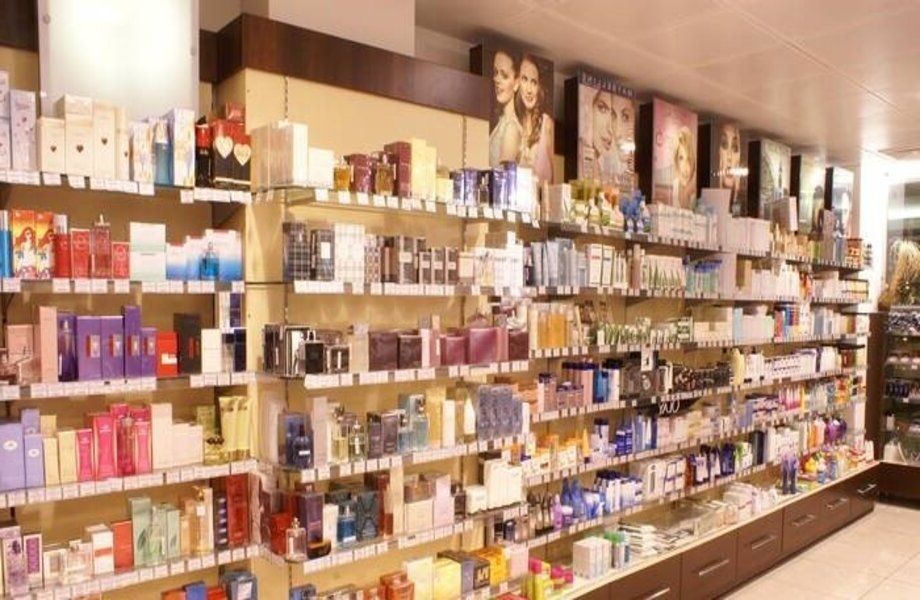 Магазин косметики для волос с большим количеством постоянных клиентов