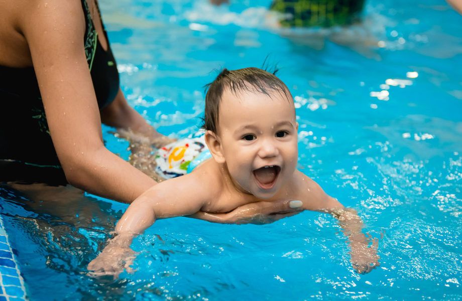 Детский центр раннего плавания, от 0 до 2 лет