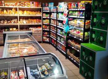 Фото Продуктовый магазин в густонаселённом районе / Лучшее предложение