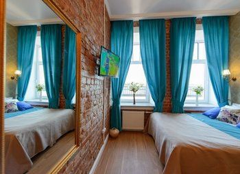 Фото Арт-отель в центре Санкт-Петербурга с действующей УК