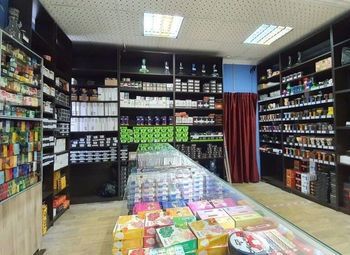 Фото Табачный магазин в прикассовой зоне крупного гипермаркета