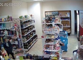 Фото Продуктовый магазин/хорошая локация