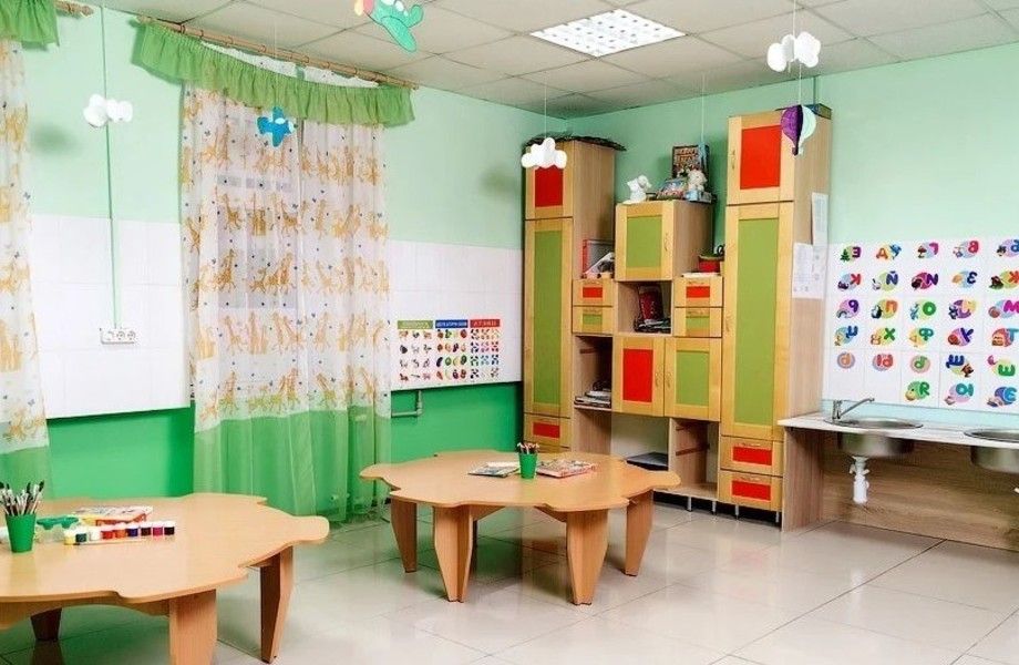 Детский центр развития с яслями и лагерем