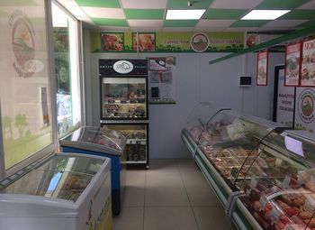 Магазин мясомолочной продукции рядом с метро