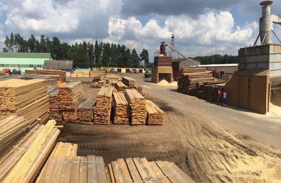 Деревообрабатывающий цех в 70 км от Москвы