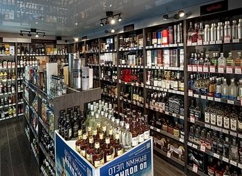 Фото 2 Алкогольный магазин с товарным остатком по стоимости бизнеса