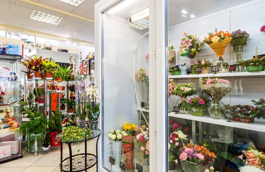Цветочный магазин в удачном расположении Пушкин