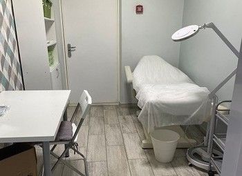 Фото Салон красоты с клиентской базой и большим трафиком