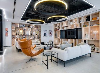 Фото Салон красоты на Западе / Новый дизайнерский ремонт