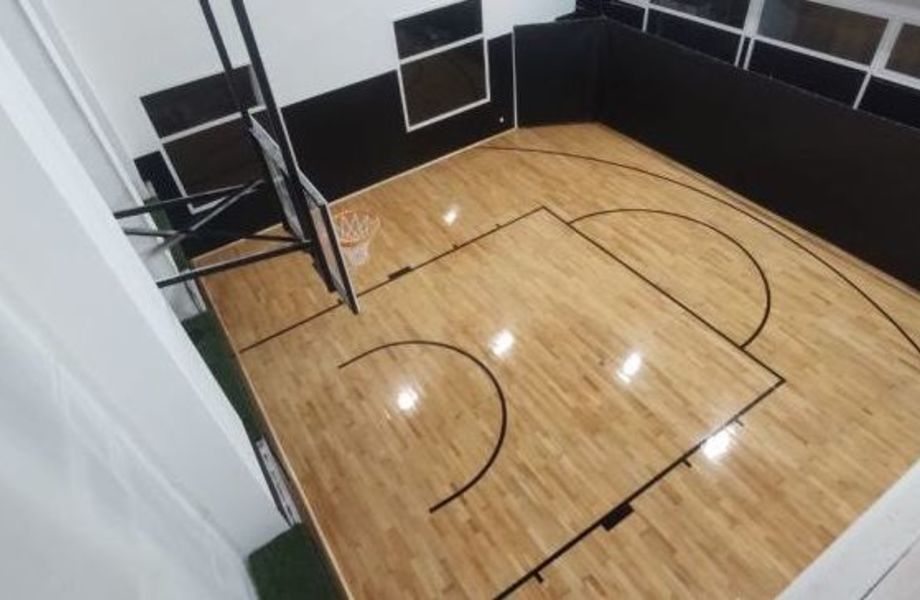 Спортивный баскетбольный лофт в популярном культурном центре