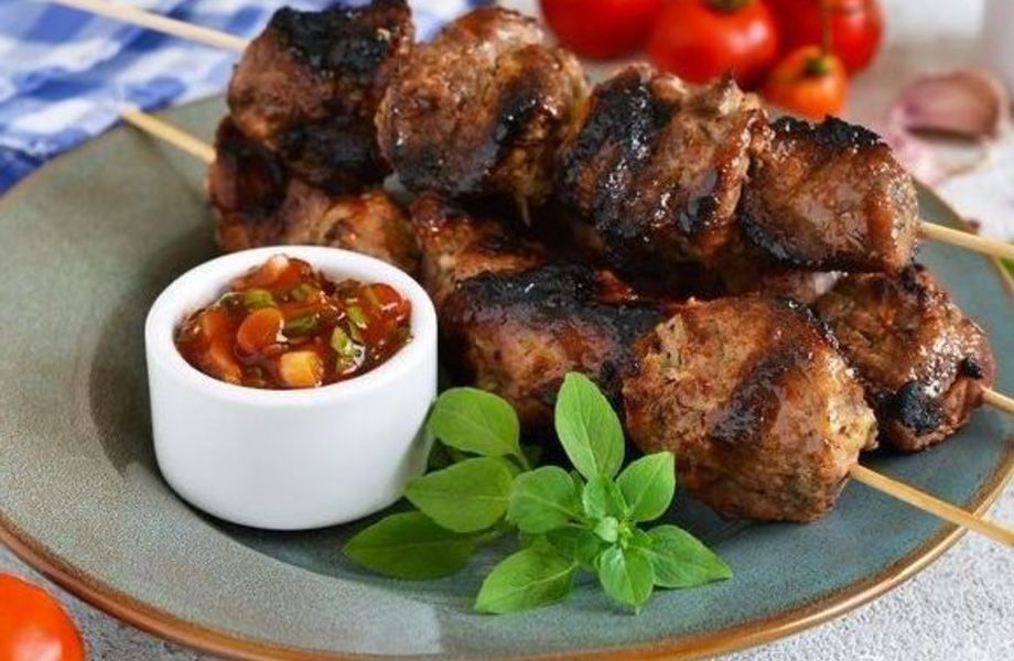 Армянская кухня - фудкорт в отличной локации!
