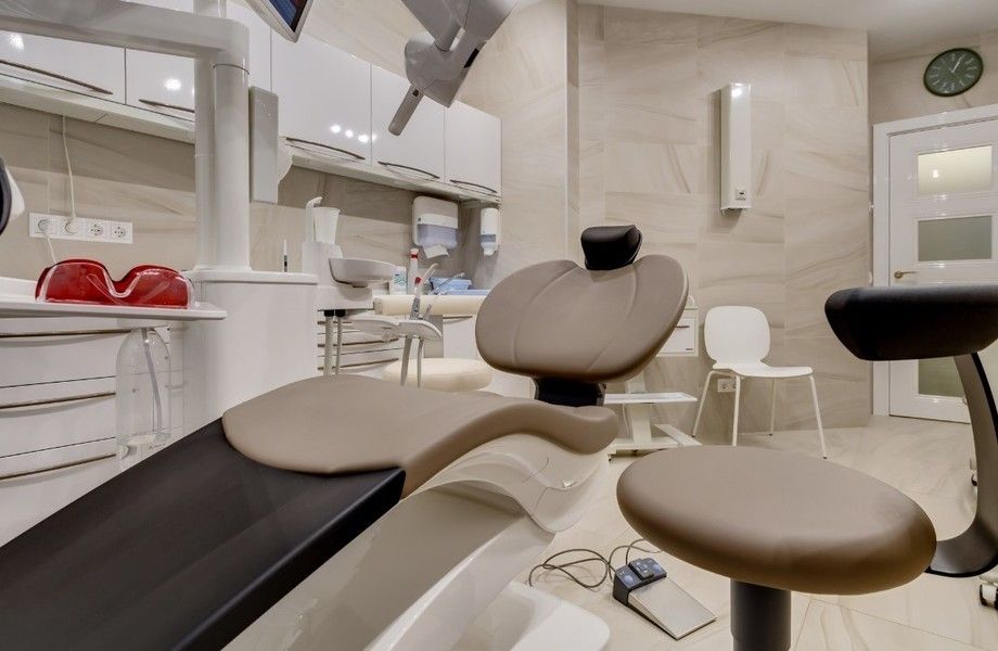 Действующая стоматология с помещением в собственность 27 лет на рынке