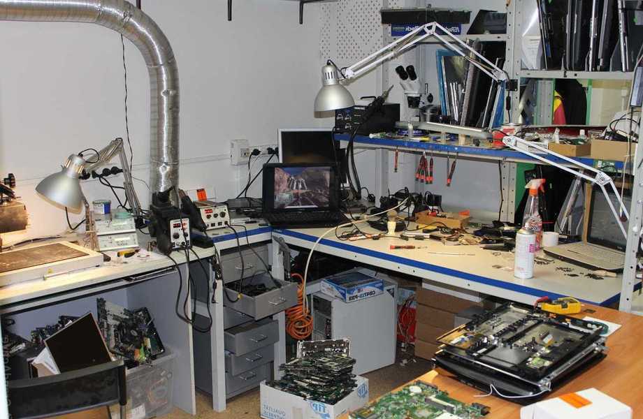 Центр по ремонту электроники + магазин со сроком окупаемости 9 месяцев