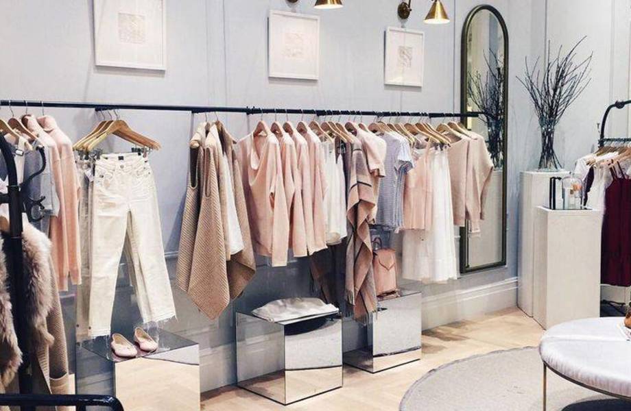 Бренд женской одежды в крупнейшем ТЦ в пространстве Trend Island