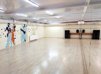 Фото Студия танцев прямо у метро / огромный потенциал