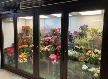 Фото 2 Цветочный магазин на севере города в удачной локации