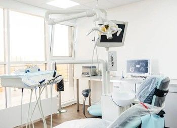 Фото 2 Стоматология в собственности на Кленовом бульваре