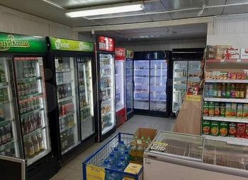 Фото 2 Продуктовый магазин в спальном районе на дороге к метро