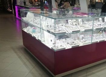 Фото 3 Прибыльный ювелирный островок в ТЦ на самой проходной локации