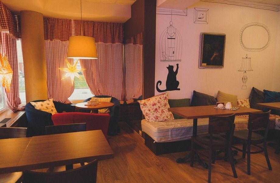 Уютная Кофейня-кондитерская в Жилом Комплексе