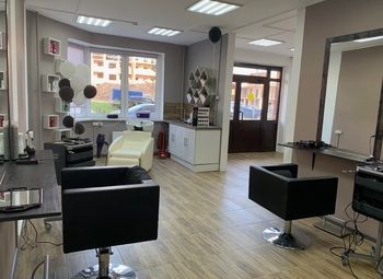 Фото Салон красоты на севере/лучшие отзывы по району расположения