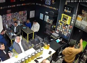 Фото 3 Магазин разливного пива на Тишинской площади