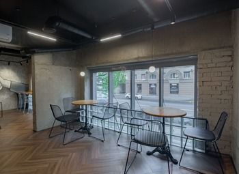 Фото 2 Кафе в густонаселенном жилом квартале