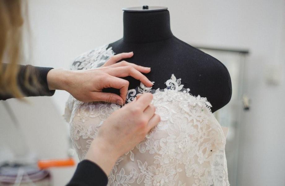 Дизайн студия по пошиву свадебной одежды