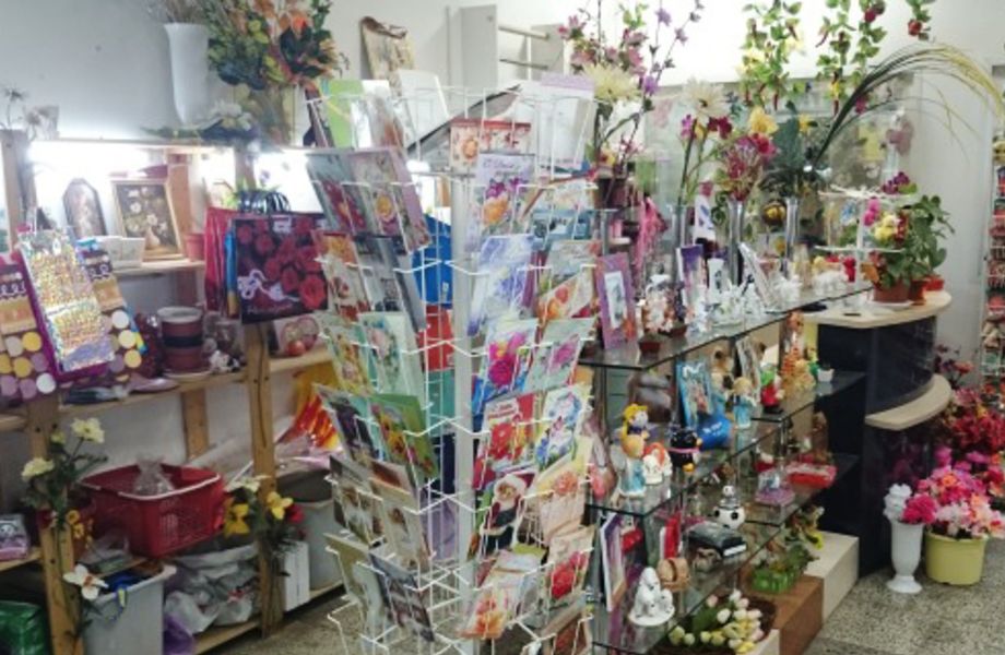 Магазин Цветы - Сувениры (Более 10 лет работы)