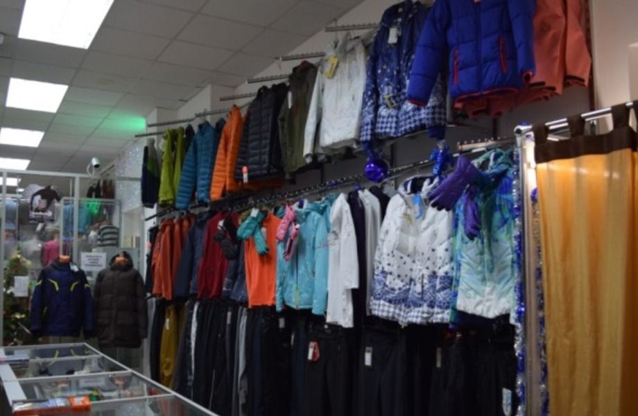 Магазин уникальной одежды для спорта и отдыха в Ломоносове